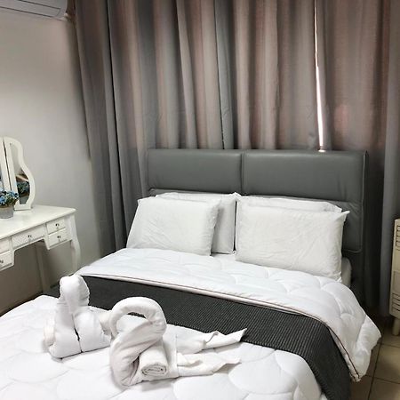 Sea Line Hotel From R&A Group 바트얌 외부 사진