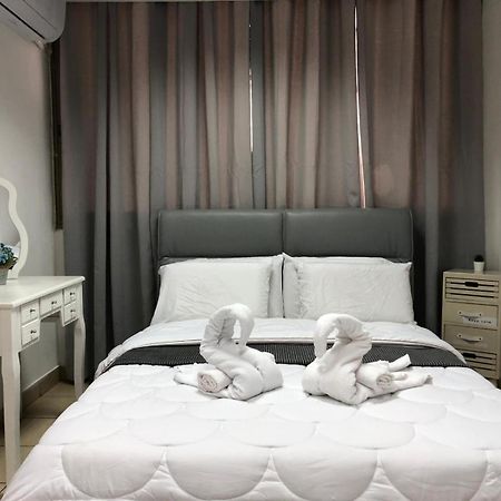 Sea Line Hotel From R&A Group 바트얌 외부 사진