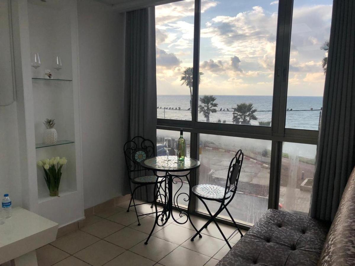 Sea Line Hotel From R&A Group 바트얌 외부 사진
