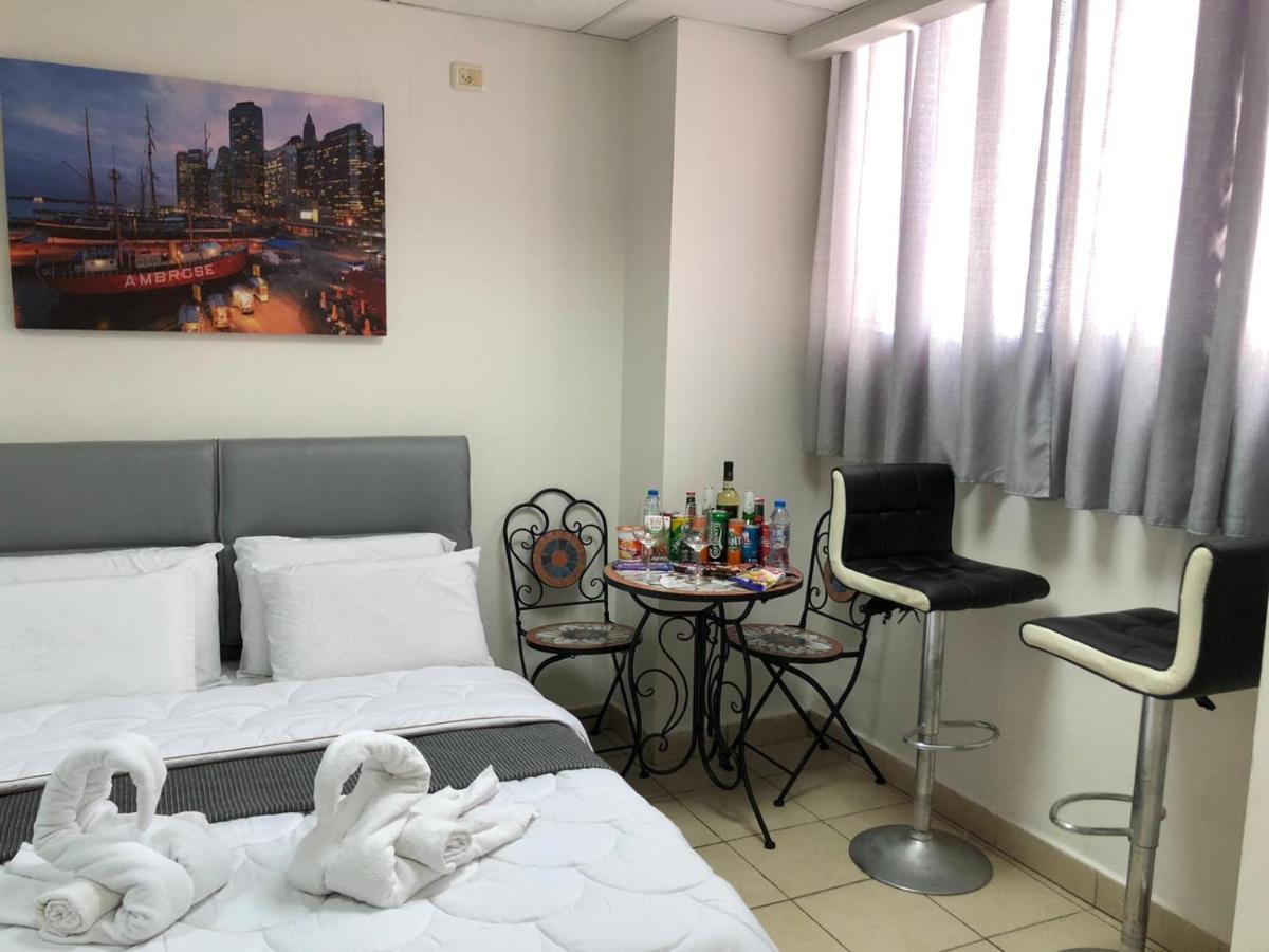 Sea Line Hotel From R&A Group 바트얌 외부 사진