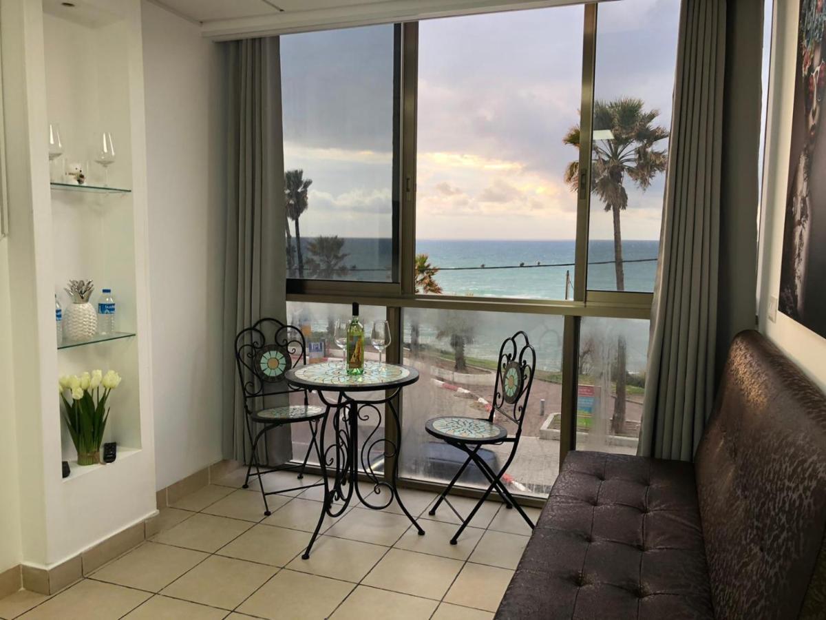 Sea Line Hotel From R&A Group 바트얌 외부 사진