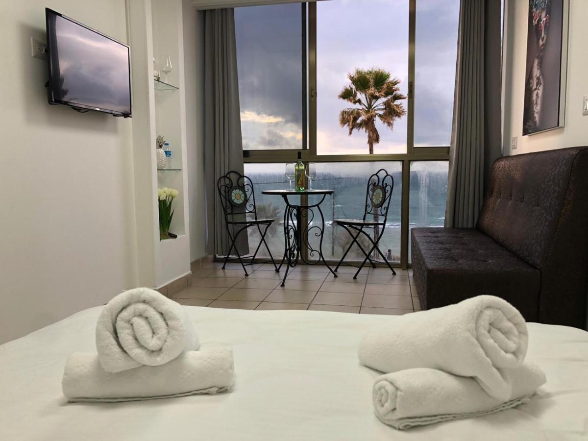 Sea Line Hotel From R&A Group 바트얌 외부 사진